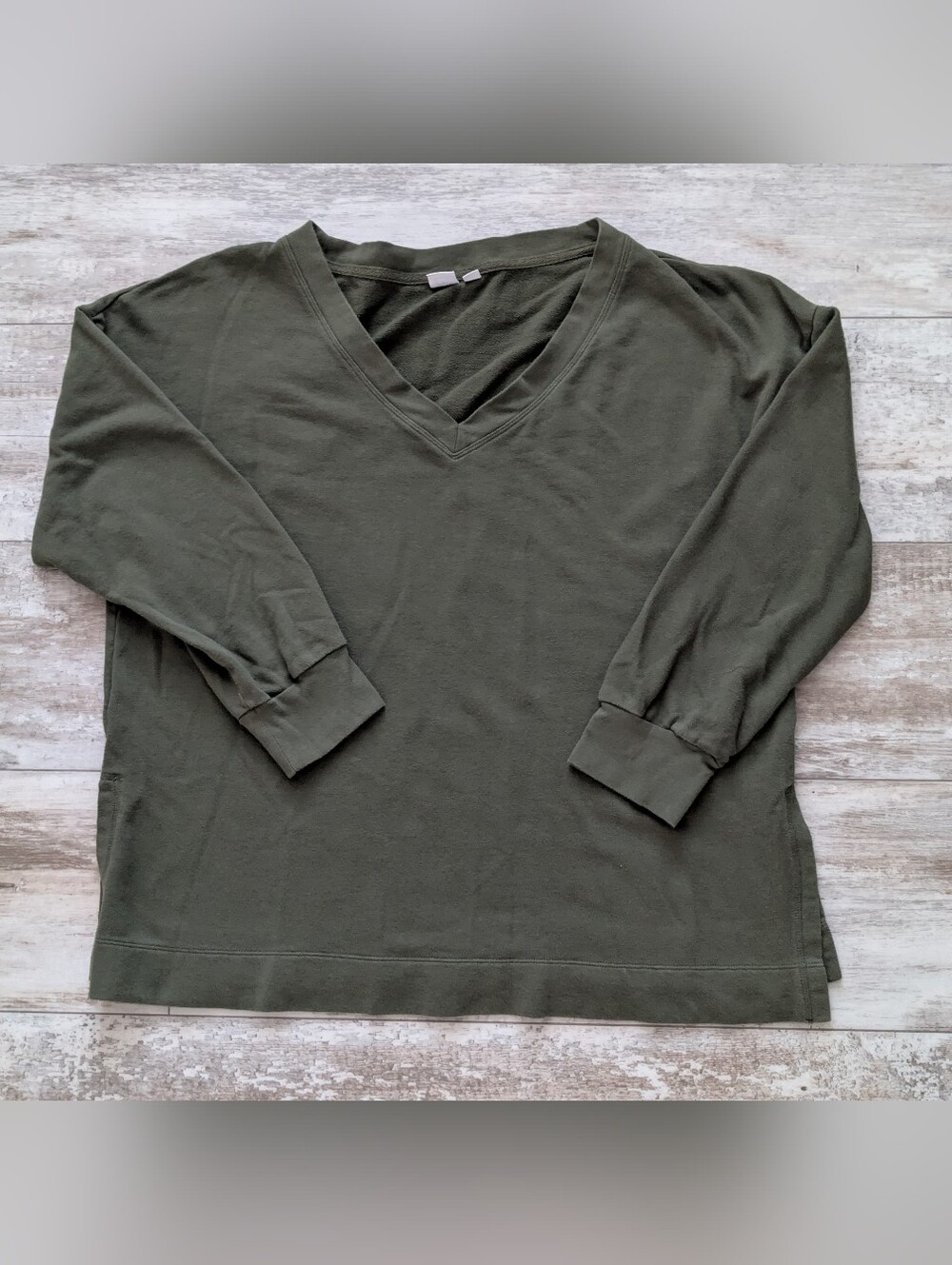 Gap V-Neck Long Sleeve Pullover - Olive Green